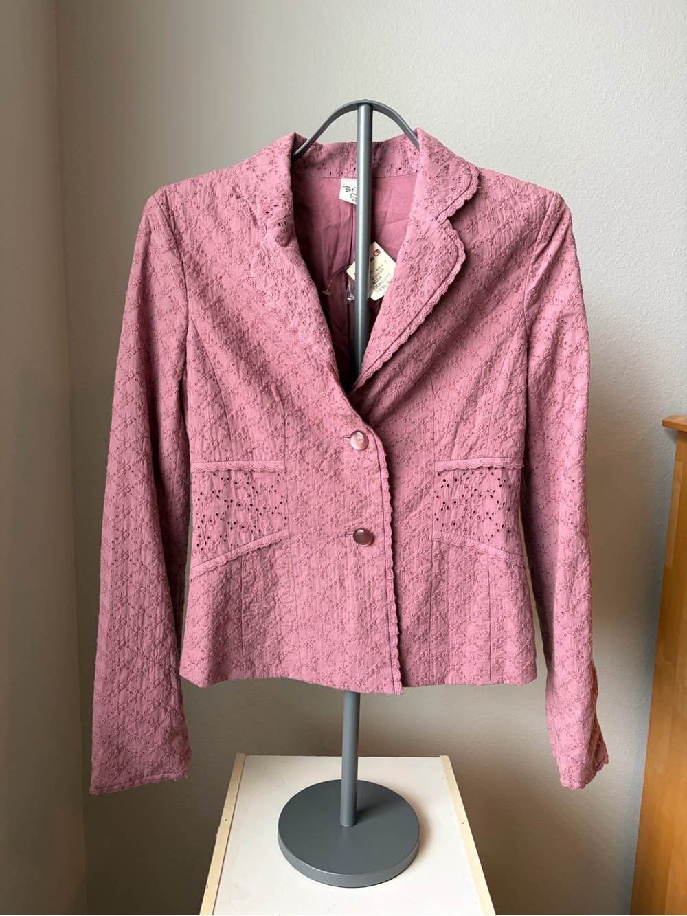 NWT Vintage Buckle 100% Cotton Pink Lace-Textured Women's Blazer
